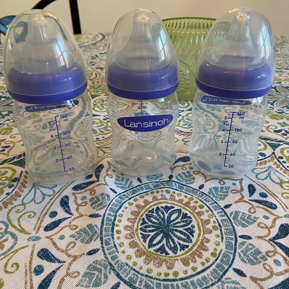 Lansinoh 5oz bottles